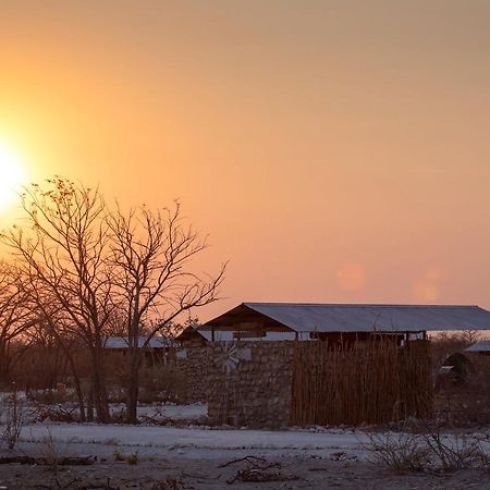 Etosha Trading Post Campsite Okaukuejo Dış mekan fotoğraf